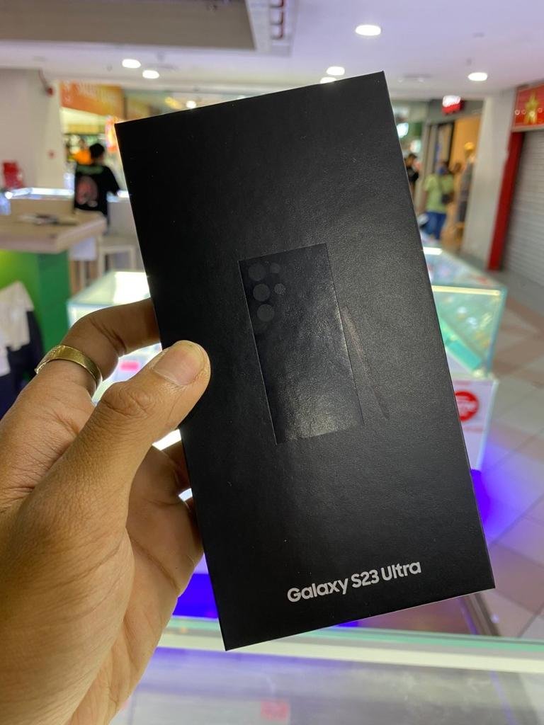 Refurbished Samsung Galaxy S23 Ultra 5G Unlocked - Image 4